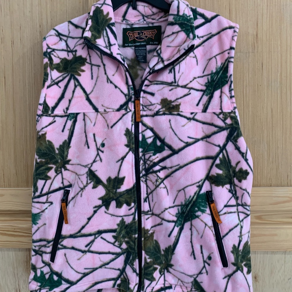 Women’s Trail Crest Pink Camo Vest Large